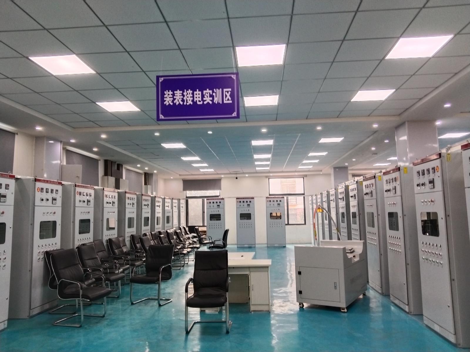 dd4d8185cf7ec27d36183bf748e78b1d.jpg